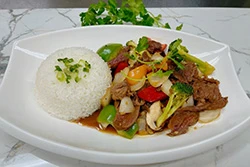 SHAKY BEEF (LOK LAK BEEF)